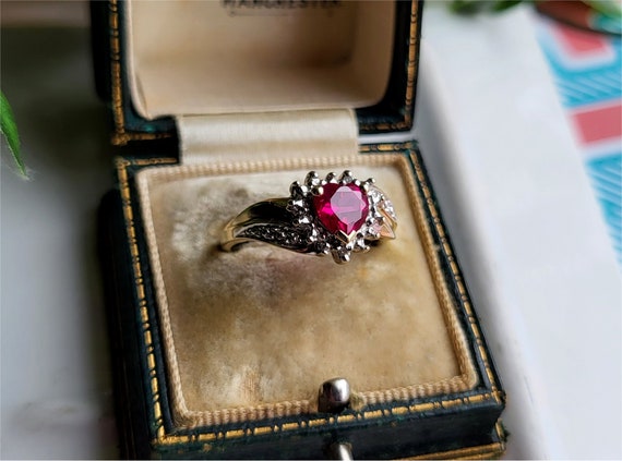AMAZING Vintage 9ct Gold Ruby Diamond Ring. 9ct G… - image 2