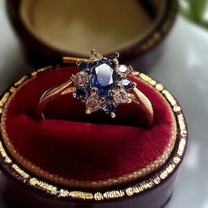 STUNNING Vintage 9ct Gold Sapphire White Topaz Ring. LAYAWAY AVAILABLE [D]