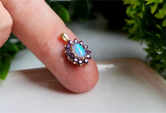 STUNNING Solid 9ct Gold Opal Amethyst Cluster Pen… - image 1