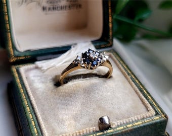 STUNNING Vintage 9ct Gold Sapphire Diamond Cluster Ring. 7 DiAMONDS! RESIZING AVAILABLE 9ct Sapphire ring, 9ct gold diamond ring [Ref00i]