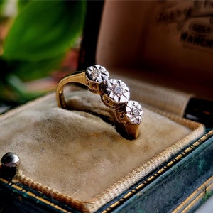 ECHTER Vintage 9 Karat Gold Weißer Topas Trilogy Ring. Gold Trilogy Ring. Vintage Trilogy Ring. [M]
