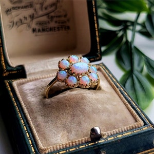 STUNNING Vinage 9ct Gold Opal Cluster Ring, STATEMENT Ring, Packed FULL of Opals, Vintage 9ct Gold Opal Ring, Gold Opal Rings, [Ref00js2]