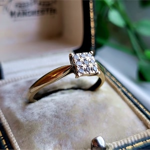 STUNNING Vintage 9ct Gold Diamond Cluster Ring. 9 SPARKLING Diamonds! 9ct Gold Diamond Ring [Ref00T]
