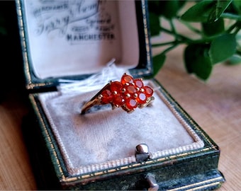 Atemberaubender Vintage 9 Karat Gold Roter Granat Ring. Größenänderung verfügbar! Gold Granat Ring LAYAWAY VERFÜGBAR [Ref00b]
