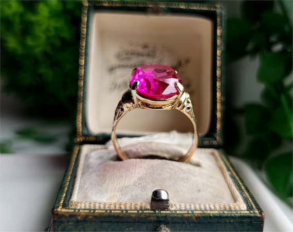 STATEMENT RING. 9ct Gold Ruby Ring. RESiZING AVAi… - image 3