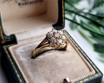 STUNNiNG Vintage 9ct Gold White Topaz Cluster Ring. RESIZING AVAILABLE! 9ct Gold Ring LAYAWAY AVAiLABLE [Ref00JS]