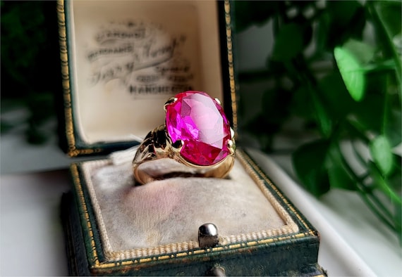 STATEMENT RING. 9ct Gold Ruby Ring. RESiZING AVAi… - image 1