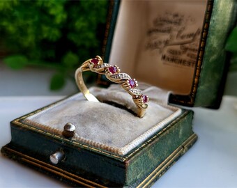 ラージサイズ ヴィンテージ 9ct ゴールド ルビー ダイヤモンド リング。ダイヤモンド 3 個! 9ct ゴールド ダイヤモンド リング。9ct ゴールド ルビー リング サイズ調整可能 [Ref00r]