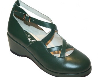 Rocket Originals 1940s/1950s Celia Style In Green Leather UK Size 5. New in Box