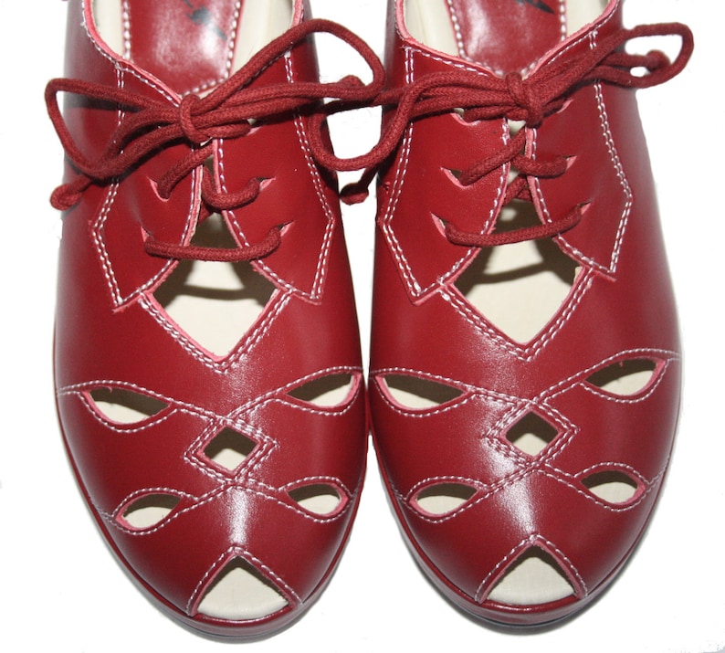 Rocket Originals 1940s/1950s Bella Style In Red Leather UK Size 5. New in Box image 5
