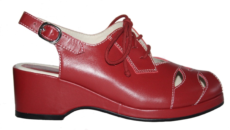 Rocket Originals 1940s/1950s Bella Style In Red Leather UK Size 5. New in Box image 4