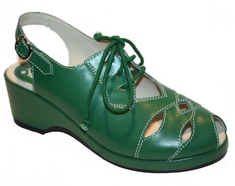 Rocket Originals 1940s/1950s Bella Style In Green Leather UK Size 5. New in Box