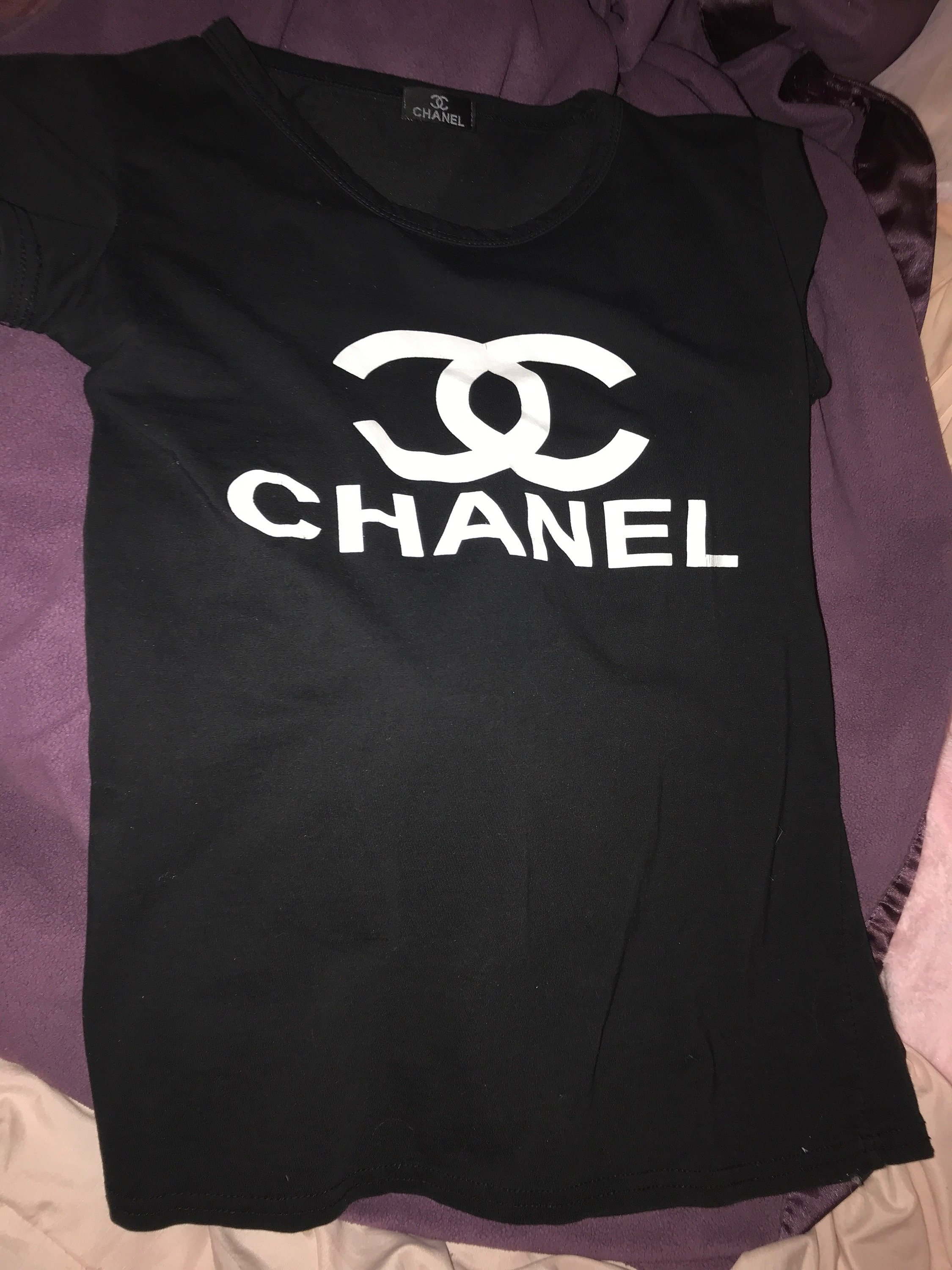 TT0079 Chanel Logo Men's T-Shirt  Mens tshirts, Chanel t shirt