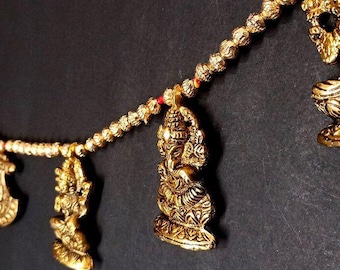 壁掛けドアハンギングトラン、ディワリ用マルチカラードアハンギング、マタフェイスハンギング、プージャバナー、オムサイン、スワスティックサイン