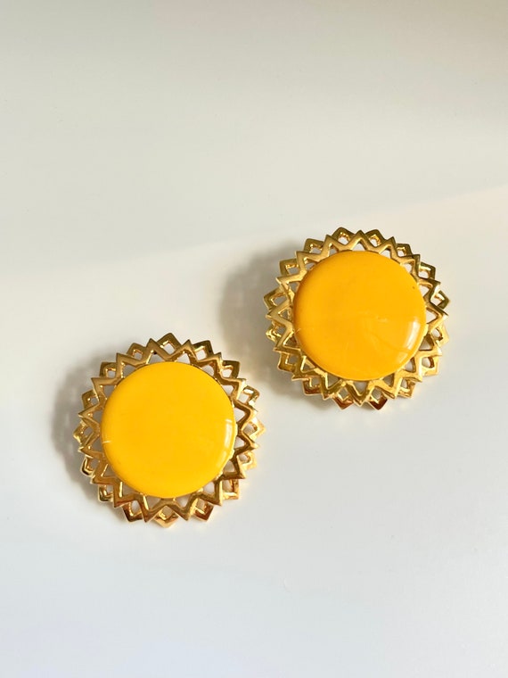 Vintage Sun Yellow Earrings