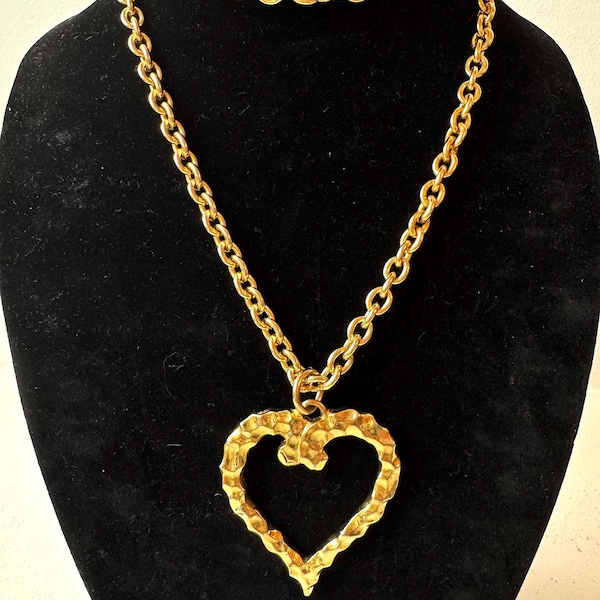 Vintage Gold Jumbo Heart Necklace