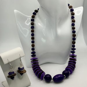 Purple necklace w/ brown and silver accents; Costume jewelry; Cylinder and round purple and brown beads (2pc set; necklace and earrings)