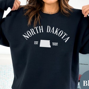 North Dakota Sweatshirt Trip to North Dakota Sweater ND Long Sleeve N Dakota Sweatshirt Womens North Dakota Crewneck Pullover Gift for Women