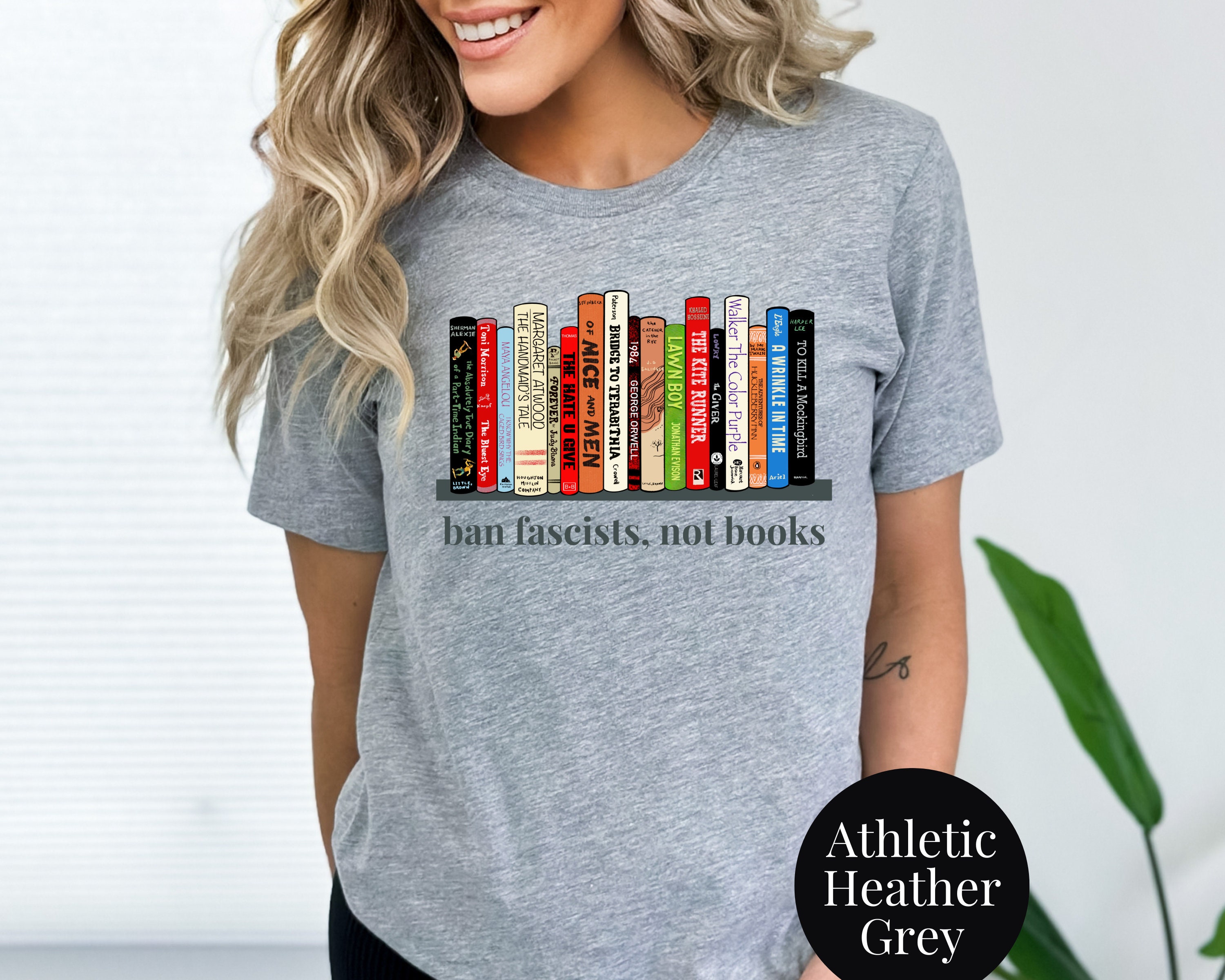 T-shirt "Read Books Lift Weights Fight Fascists" - Coupe Classique Homme/femme - Léger Et Confortable