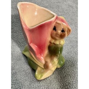 Vintage Keramik Älv Blomknoppsvas Mid Century Kitsch Rosa Grön Kruka