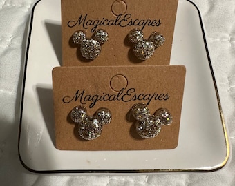 Pendientes con diseño de Mickey en brillantina dorada