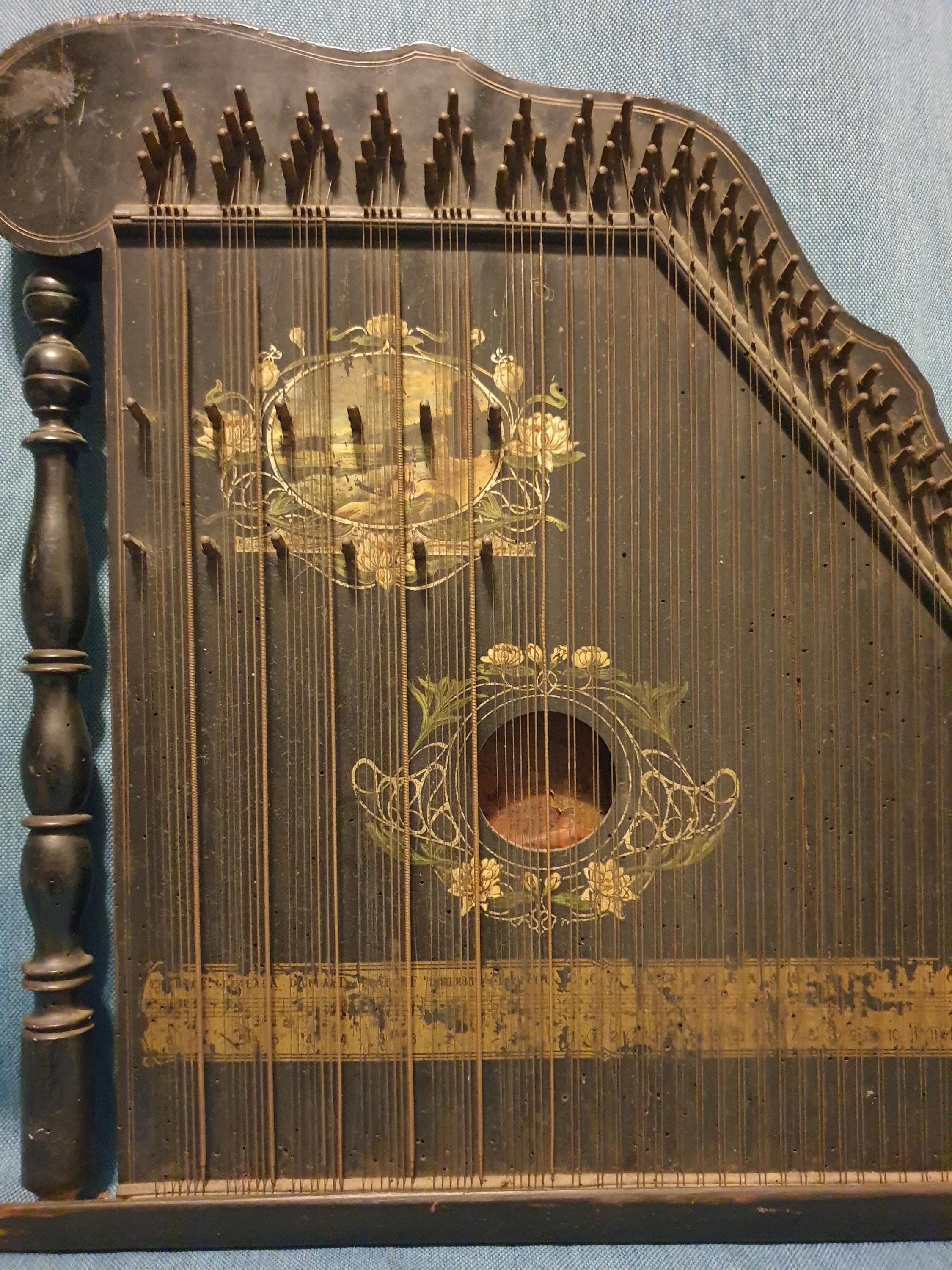 Antique 19th Century German Alpine Zither – Playable – Folk String