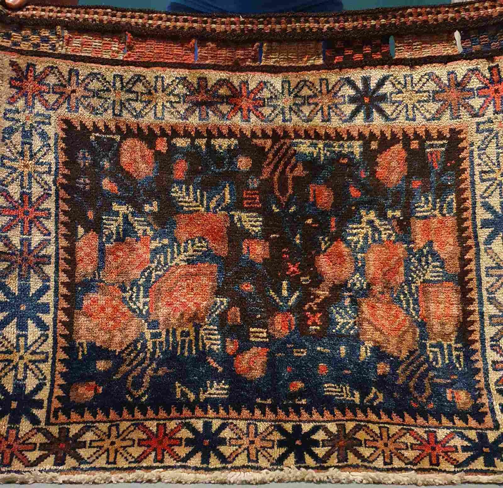 【Vintage】Hand Knit Rug 170×100 Vintage Hand-knotted Oriental Rug 77×64 Cm, Tradition