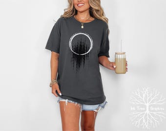 Minimal Abstract Circle Tee: Comfort Colors Graphic Short Sleeve