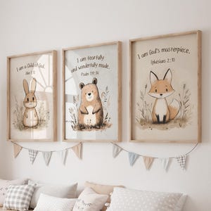Identiteit in Christus kinderbevestiging bijbelvers afdrukbare muurkunst, set van 3 moderne kinderkamer boho neutrale christelijke schrift citaat poster
