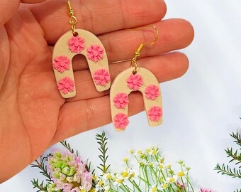 Handmade Polymer Clay Earrings, Arch Earrings, Pink cream, Nickel Free