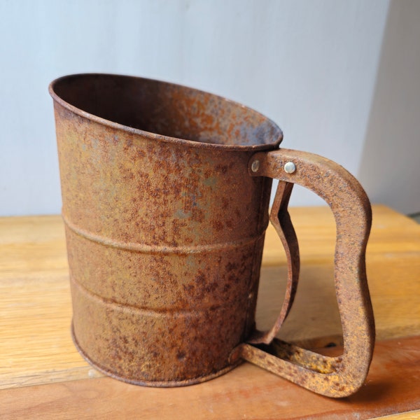 Vintage Flour Sifter, Antique Rusty Baking Tools, Farmhouse Kitchen Decor, Rusty Garden Art