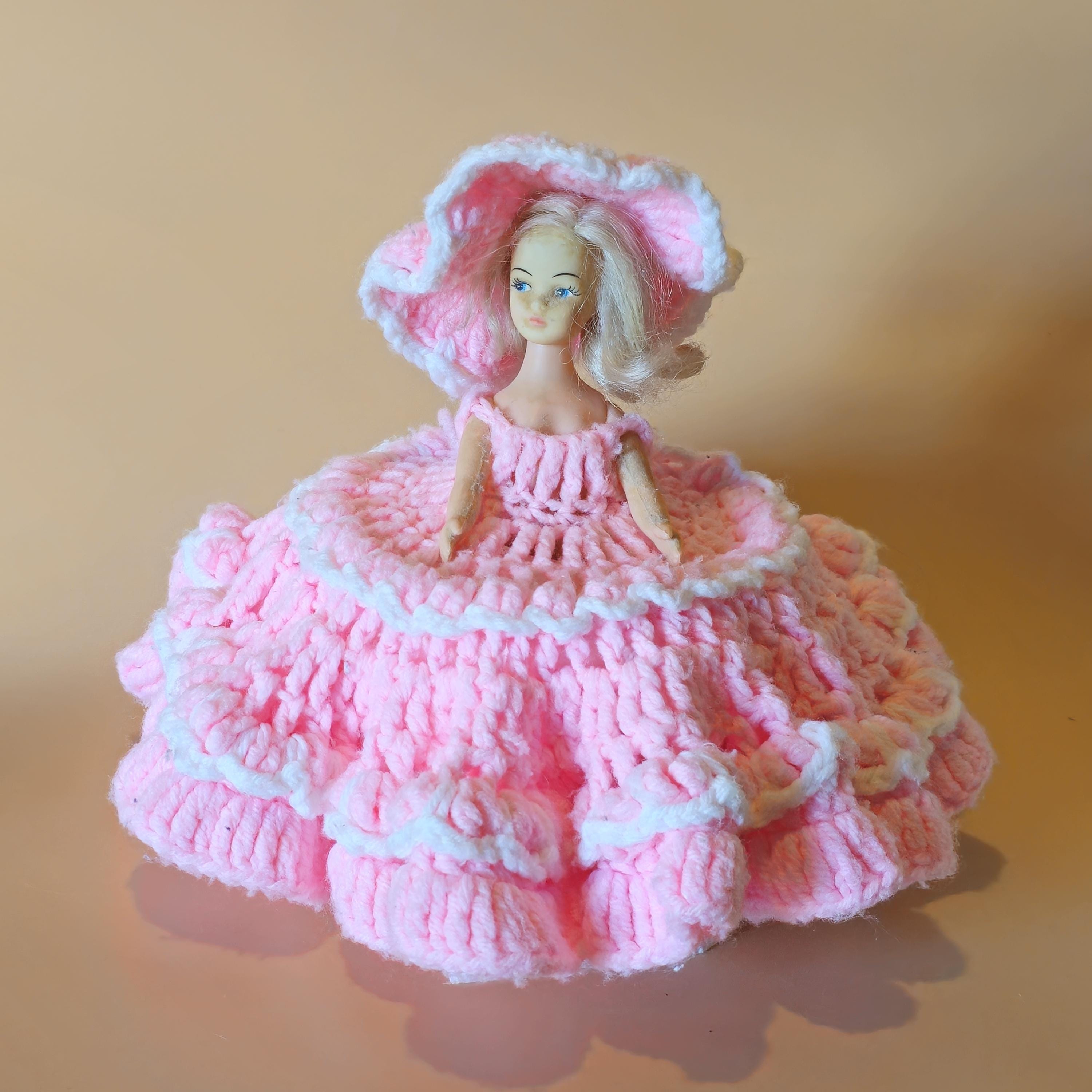 crochet toilet paper dress EASY CROCHET Flower Girl Toilet Paper Cover - No sewing