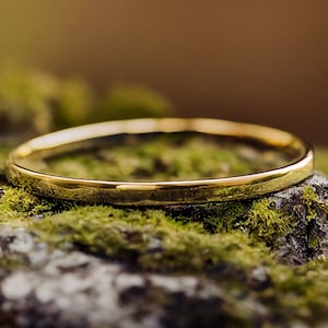 1.5mm Classic Solid Yellow Gold Wedding Band - Dainty Traditional Wedding or Promise Ring - In Yellow, Rose or White Gold