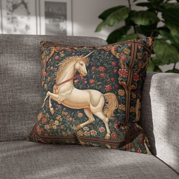 Trendy pillow online