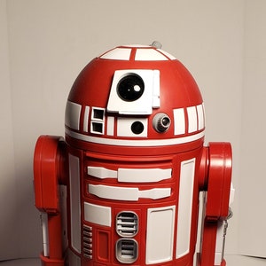 Star Wars Galaxy&#39;s Edge Red and White R2-D2 Astromech Droid