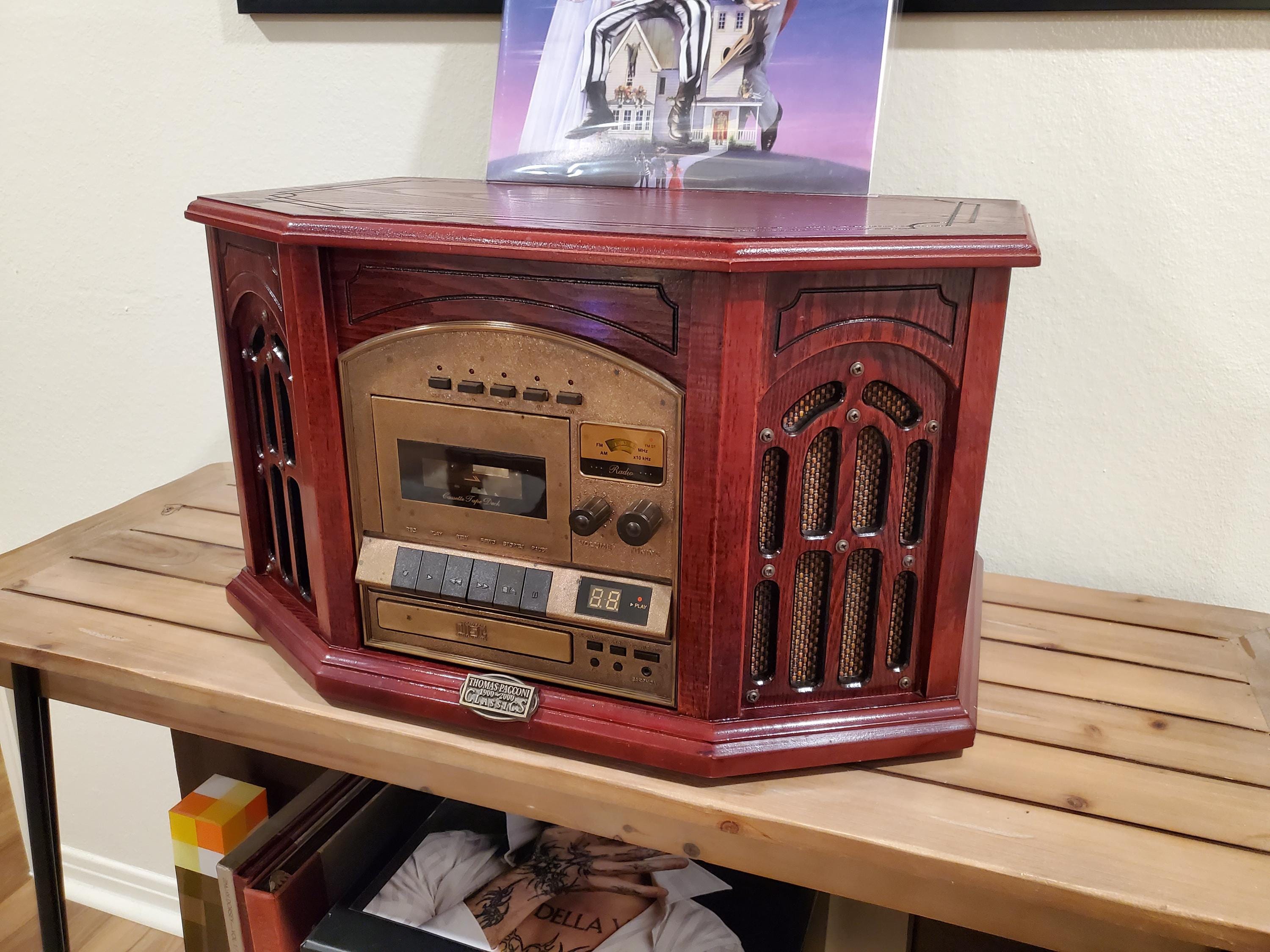 Thomas Pacconi Classics Wooden Record Player 4 in 1 Combo Stereo