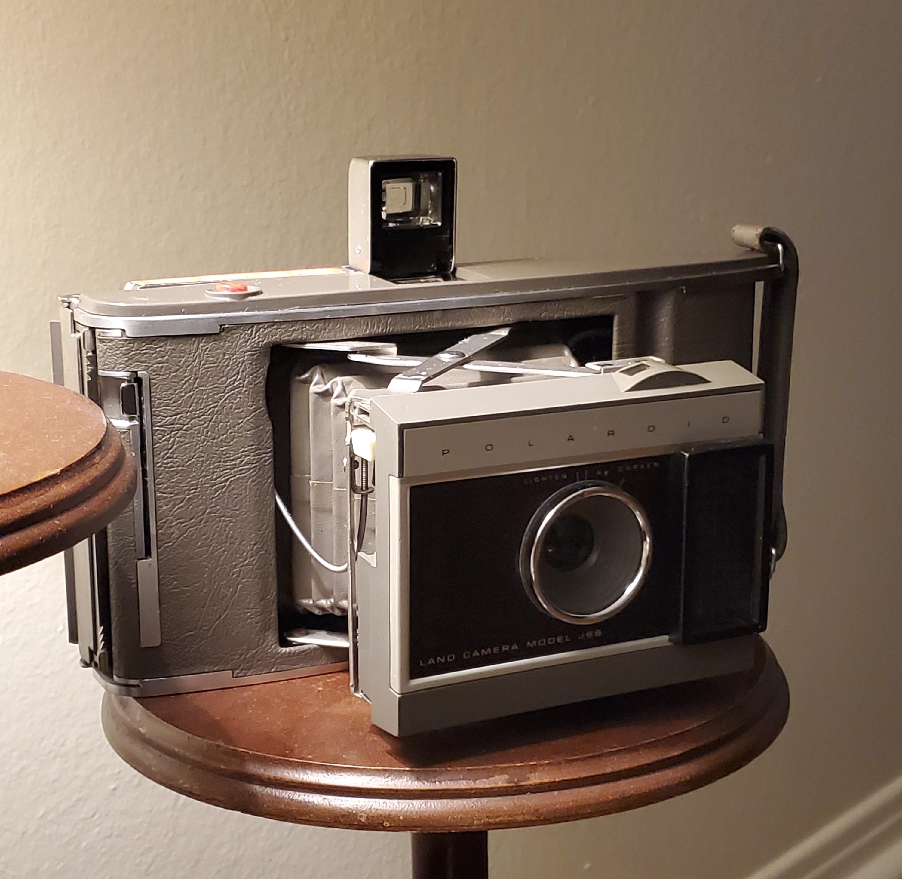 1960's Polaroid Electric Eye Land Camera Model J66 - Etsy