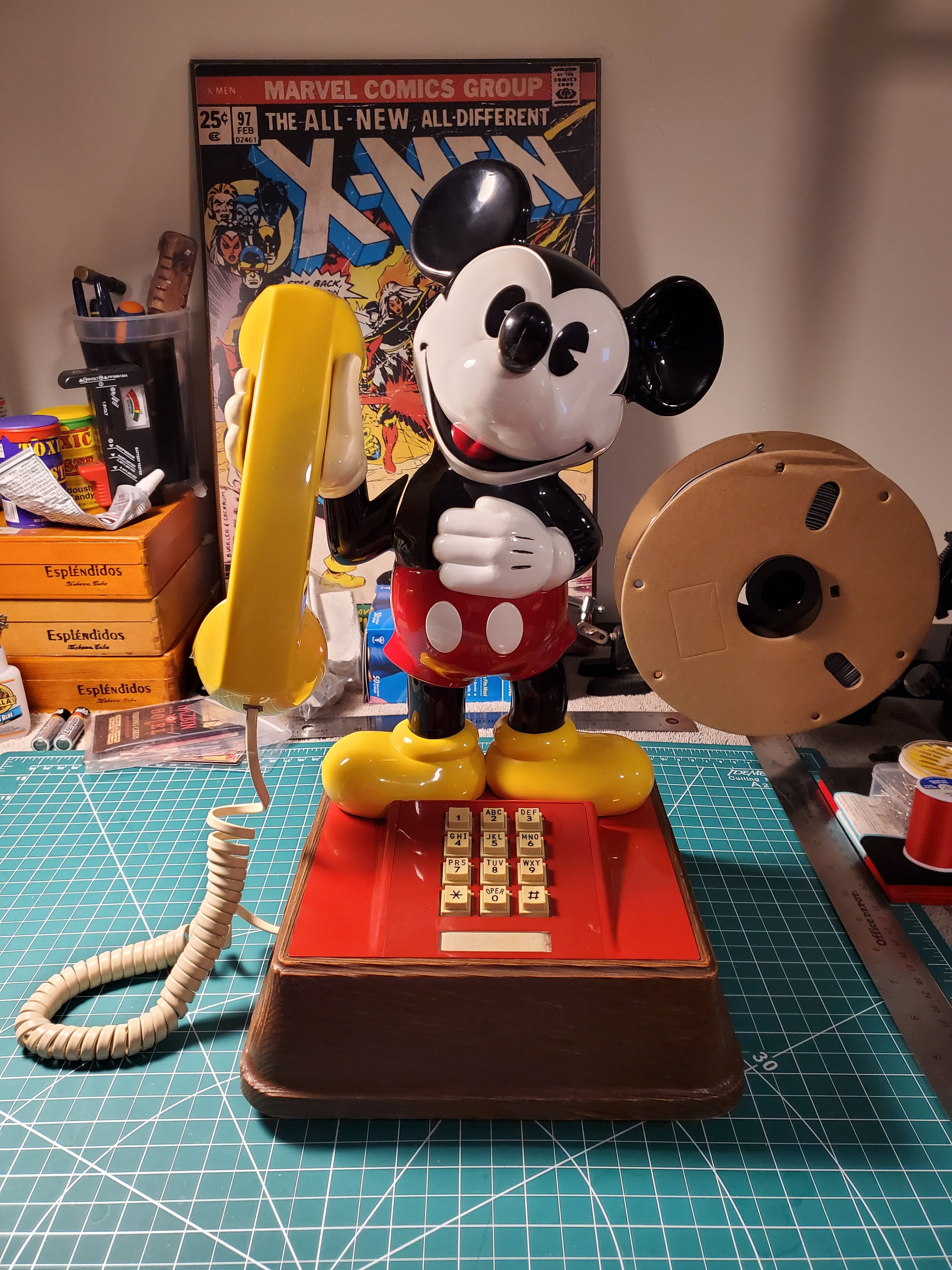 Vintage 1976 Disney Mickey Mouse Push-button Telephone