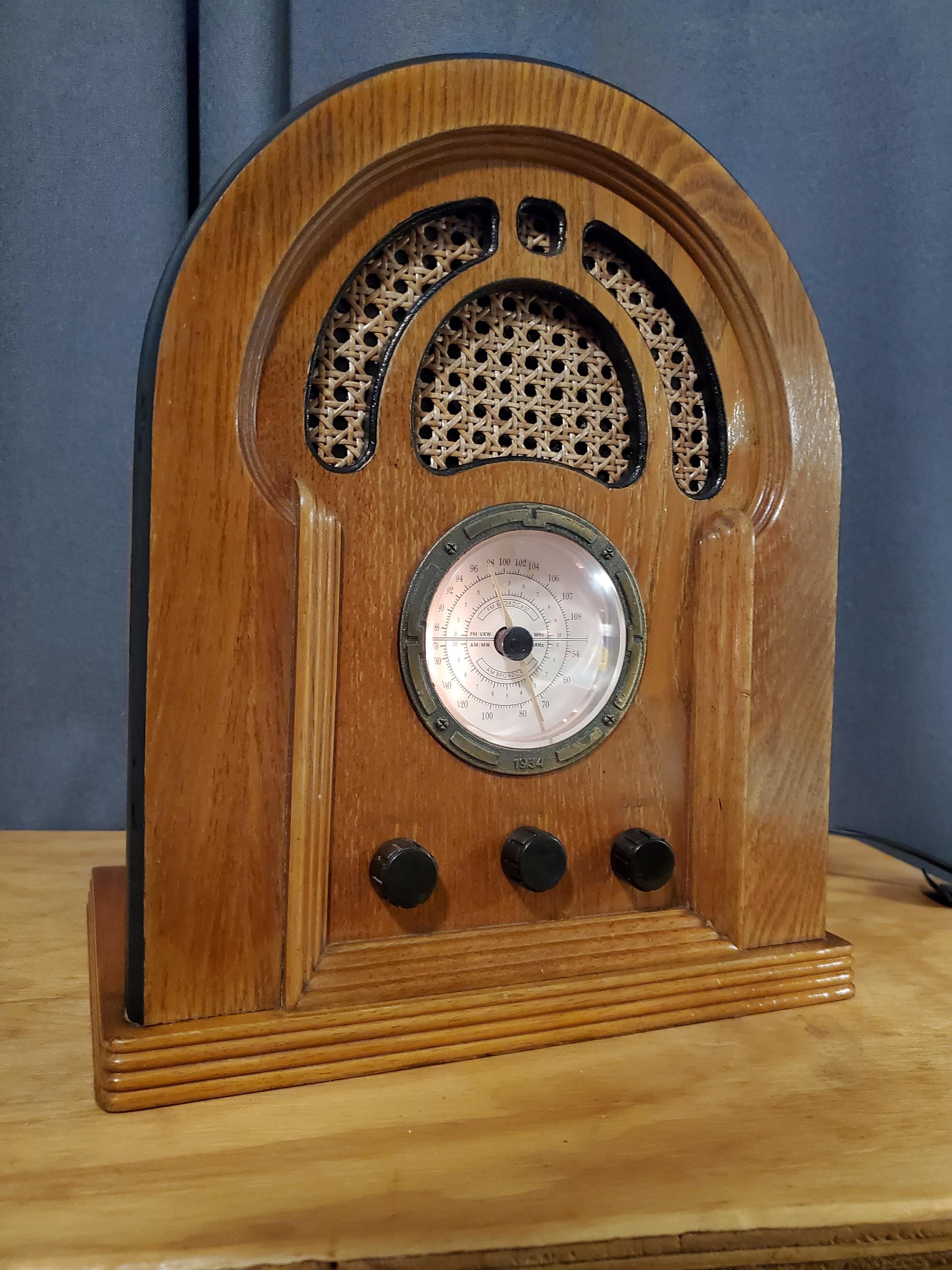 Poste de radio ancien cassette d'occasion - Collection