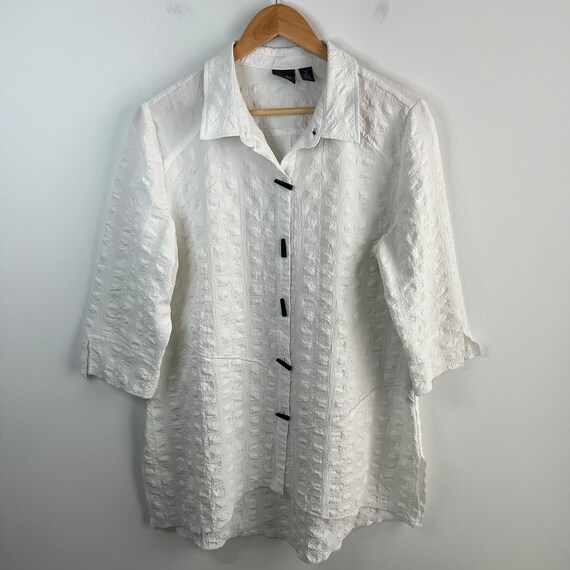Chicos Travelers Size 2 Large White Gauze Cardigan Toggle Front