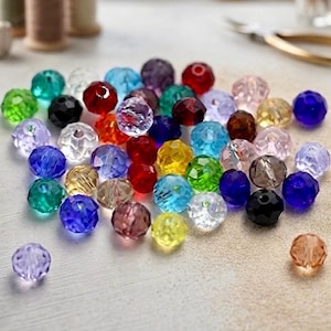 Blandade ädelstensfasetterade kristallpärlor flerfärgade 8 mm smyckestillverkningstillbehör