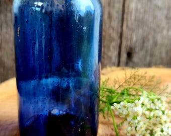 Yarrow (achillea millefolium) Essential Oil, Sustainably Wild-harvested, Small-batch, Artisan-distilled