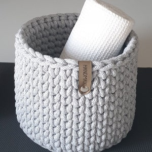 Häkelkorb rund zur Aufbewahrung, Dekoration, als Geschenk oder Mitbringsel in verschiedenen Farben wählbar light grey