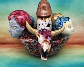 La prole que rechazó el cielo - Figura de cerámica original hecha a mano para decoración gótica de terror