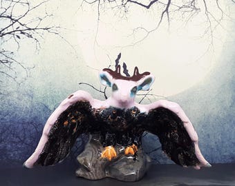 La Anomalía Posada - Figura de cerámica hecha a mano: Decoración de Halloween de Whimsigoth