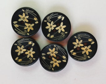 6 x 1.5cm Wooden Flower Buttons