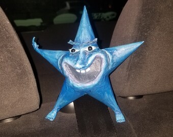 Estrella espeluznante hecha a mano (pequeña de 6"), adorno de escritorio de papel, colgante de pared, varios colores