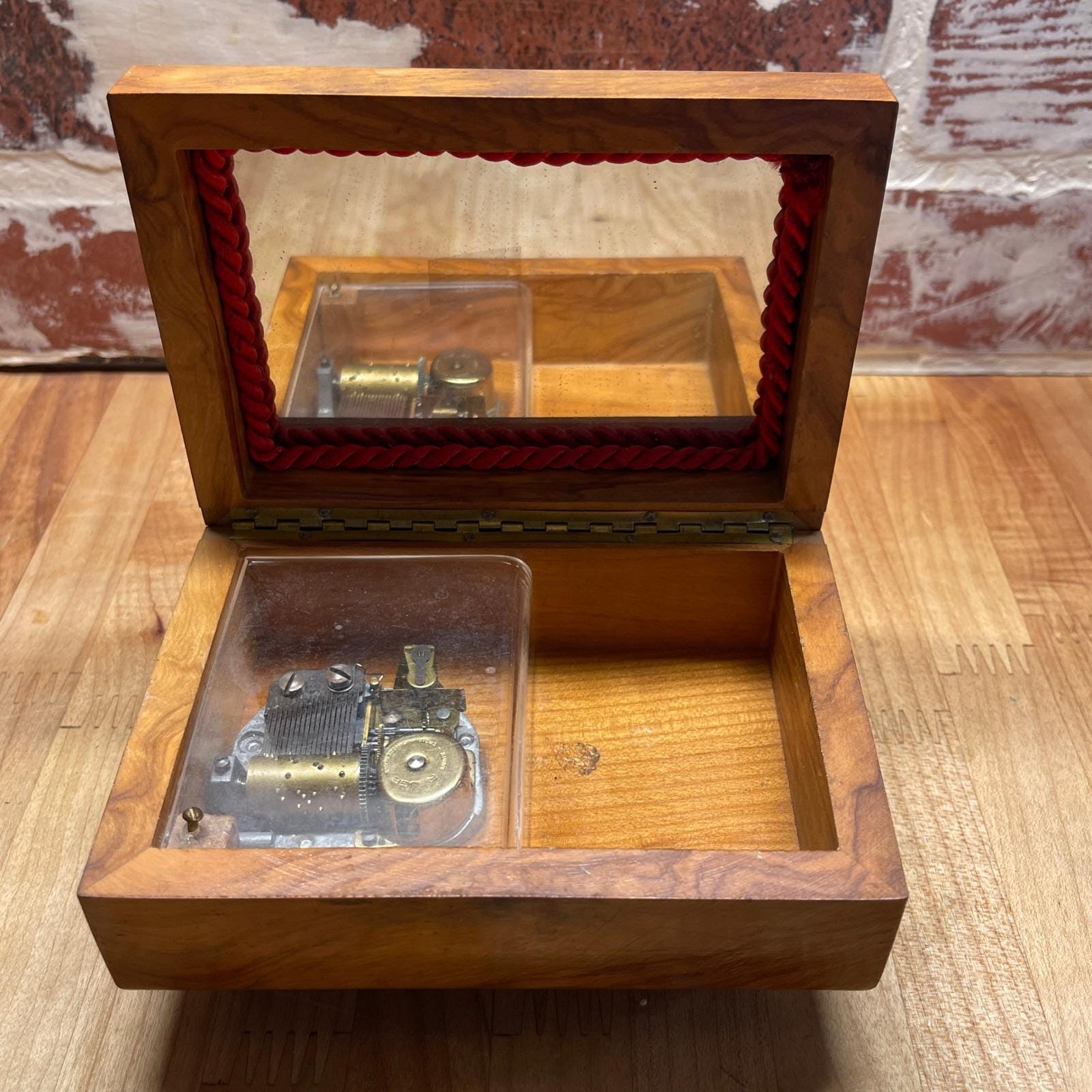 Reuge swiss music box - Etsy 日本