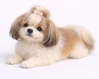 Shih Tzu de fieltro con aguja – Escultura de lana de 10 cm – Regalo para amantes de los perros