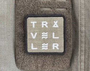 Traveller Olive Grün Patch m. Klettverschluss; Wanderer, Reise Bergen, Camping Mountains Aufnäher Morale Tactical Outdoor Velcro Rucksack